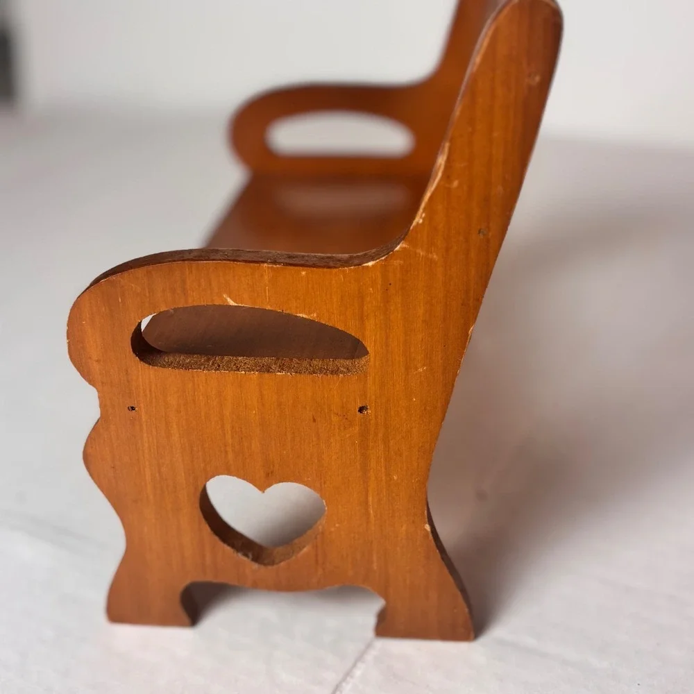 Vintage Wooden Miniature Heart Bench Wall Shelf sitter  Farmhouse Cottagecore 9